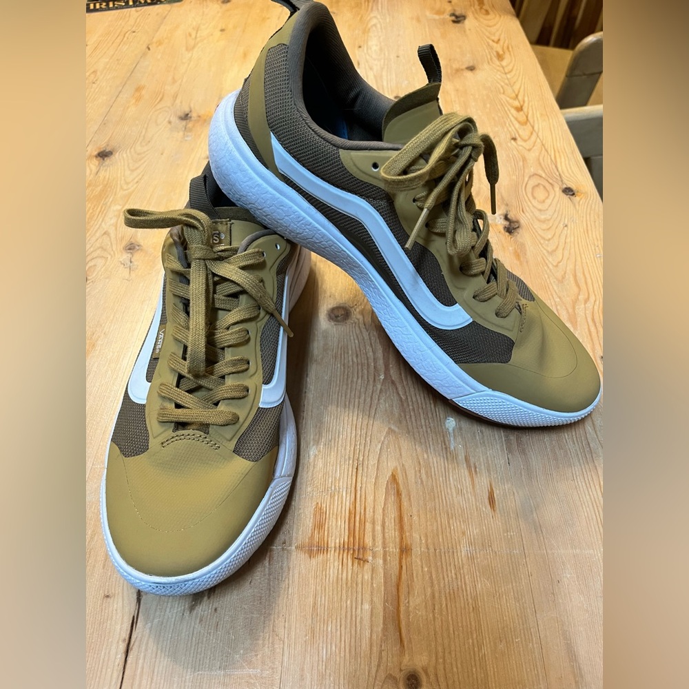 Vans Ultrarange sneakers